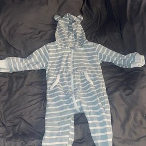 6 month baby long sleeve onesie